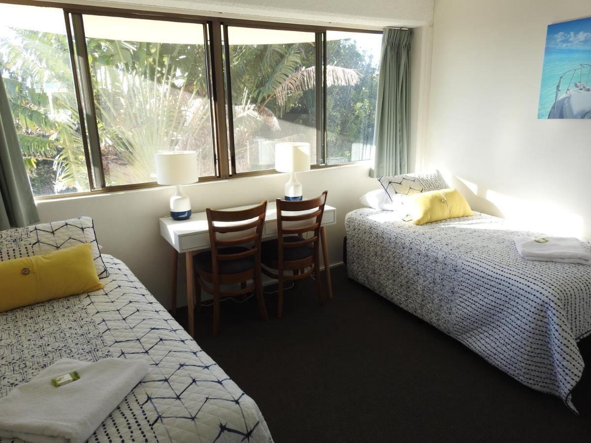 Placid Waters Holiday Apartments Bongaree Екстериор снимка